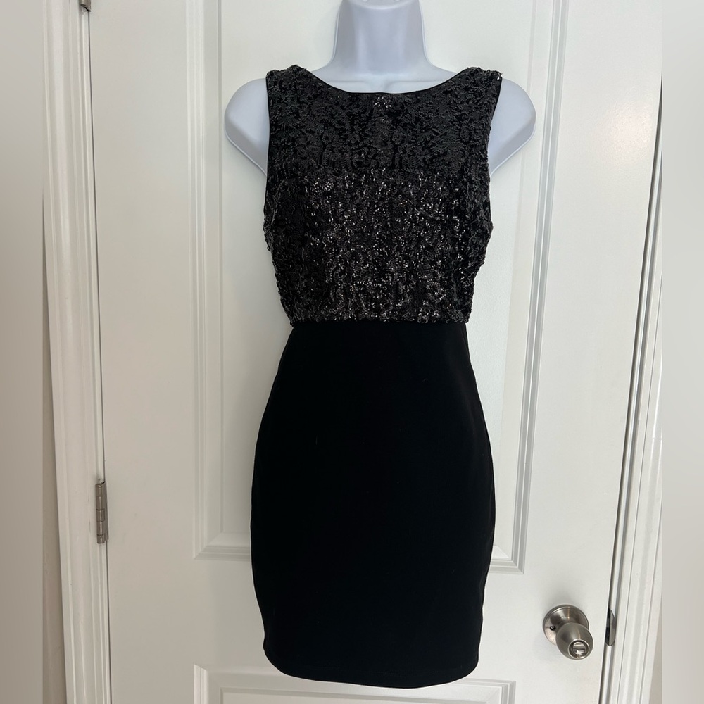 Forever 21 Black Fitted Sequin Mini Dress